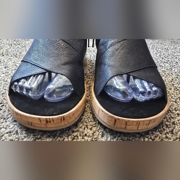 Sesto Meucci Black Leather Sylke Cross Strap Wedge Sandal 7.5 Italy Made - Picture 5 of 10